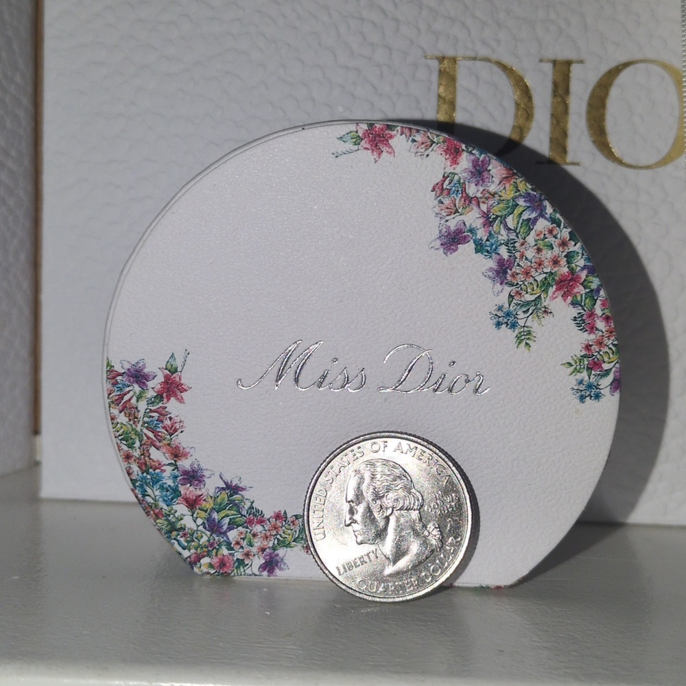Miss Dior Blooming Bouquet Miniature - Picture 3 of 5
